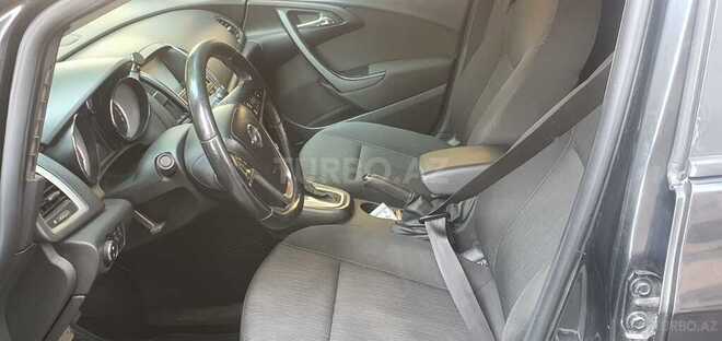 Opel Astra 2015, 215,000 km - 1.4 l - Bakı
