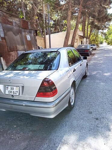 Mercedes C 200 1999, 244,500 km - 2.0 л - Bakı