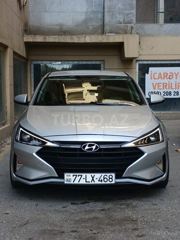 Hyundai Elantra 2019, 215,000 km - 2.0 l - Bakı