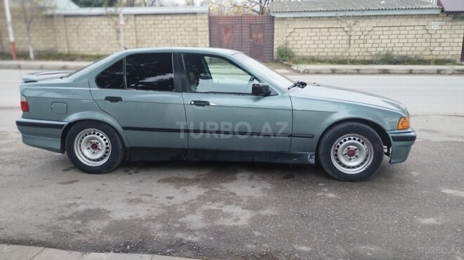 BMW 318 1994, 314,000 km - 1.8 l - Quba