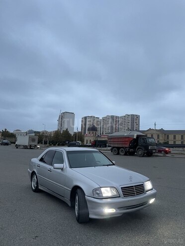 Mercedes C 200 1997, 450,000 km - 2.0 l - Bakı