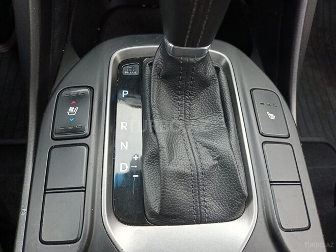 Hyundai Santa Fe-5