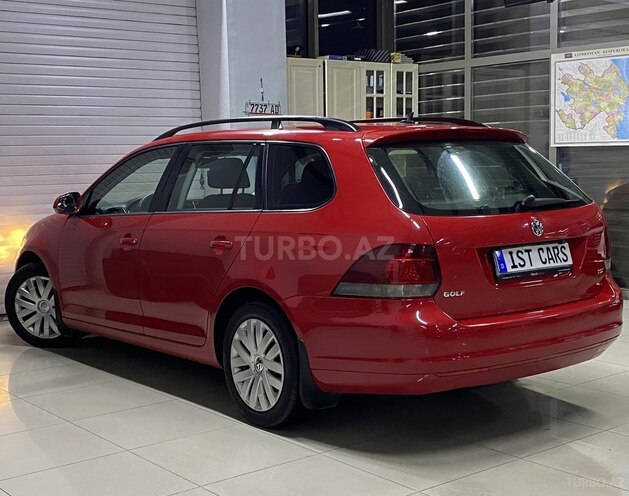 Volkswagen Golf-12