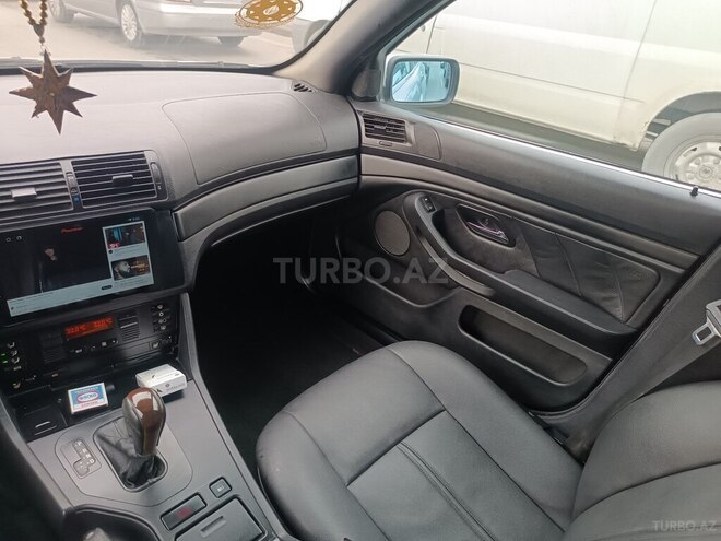 BMW 523 1996, 350,000 km - 2.5 l - Bakı