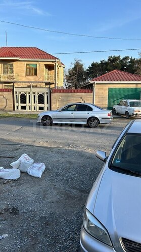 BMW 523 1996, 350,000 km - 2.5 l - Bakı