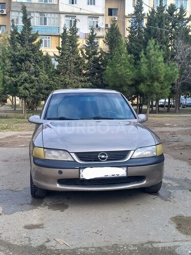 Opel Vectra 1996, 38,000 km - 2.0 l - Sumqayıt