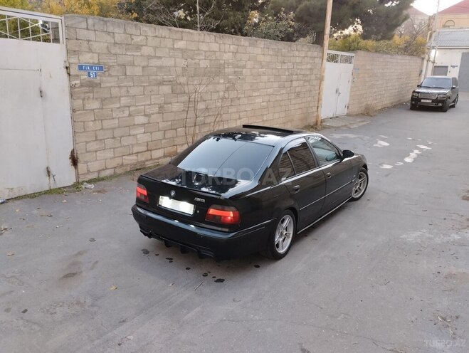 BMW 528 1999, 307,000 km - 2.8 l - Bakı
