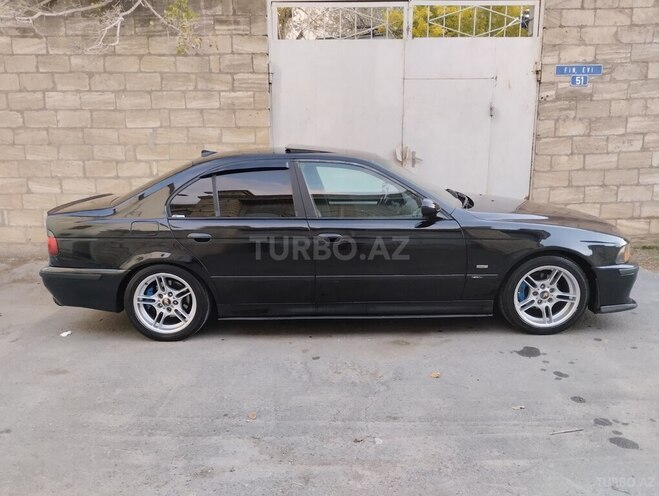 BMW 528 1999, 307,000 km - 2.8 l - Bakı