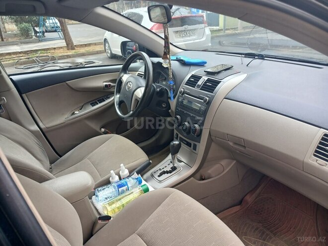 Toyota Corolla 2011, 162,917 km - 1.6 l - Bakı