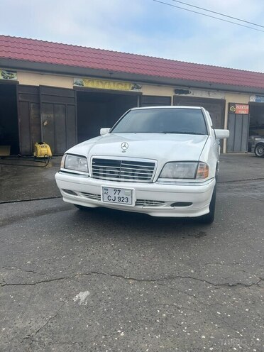Mercedes C 200 1997, 380,000 km - 2.0 l - Bakı