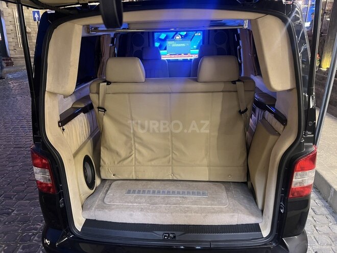 Volkswagen Multivan 2010, 85,000 km - 2.5 l - Bakı