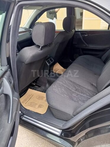 Mercedes E 220 d 2000, 329,139 km - 2.2 l - Gəncə