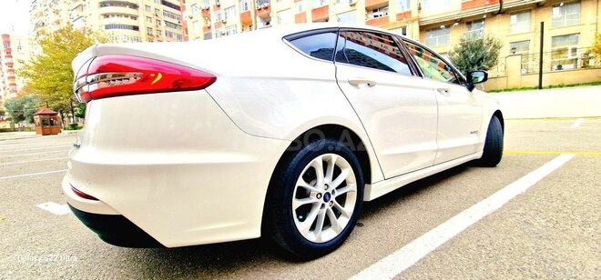 Ford Fusion (North America) 2019, 142,000 km - 2.0 l - Bakı