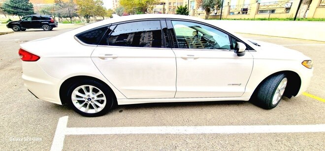 Ford Fusion (North America) 2019, 142,000 km - 2.0 l - Bakı