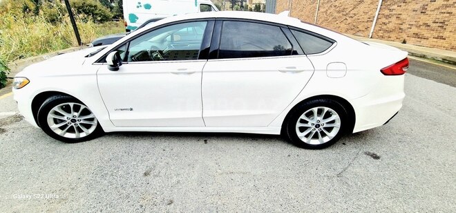 Ford Fusion (North America) 2019, 142,000 km - 2.0 l - Bakı