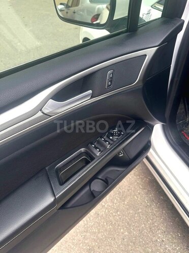 Ford Fusion (North America) 2019, 142,000 km - 2.0 l - Bakı