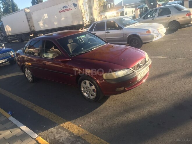 Opel Vectra 1997, 235,000 km - 2.0 l - Zaqatala