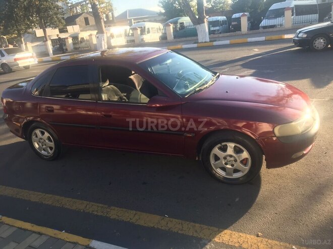 Opel Vectra 1997, 235,000 km - 2.0 l - Zaqatala