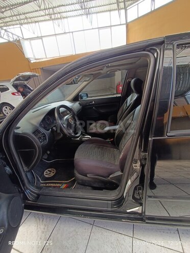 Volkswagen Jetta 2000, 164,500 km - 2.8 l - Gəncə