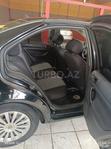 Volkswagen Jetta 2000, 164,500 km - 2.8 l - Gəncə