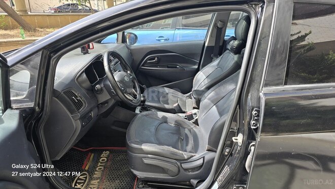 Kia Rio 2011, 230,000 km - 1.4 l - Sumqayıt