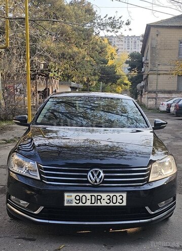 Volkswagen Passat 2013, 203,000 km - 1.8 л - Bakı