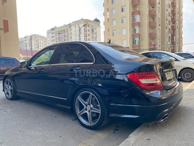 Mercedes C 250 2013, 177,000 km - 1.8 л - Bakı