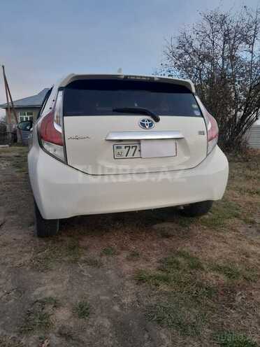 Toyota Aqua 2016, 170,000 km - 1.5 l - Bakı