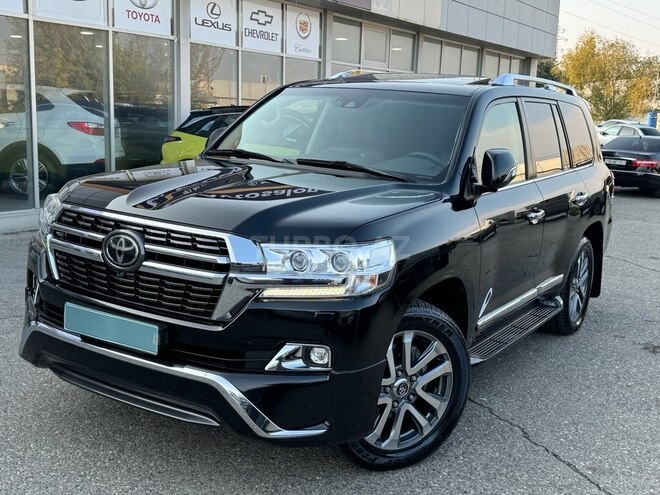 Toyota Land Cruiser-2