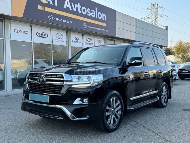 Toyota Land Cruiser-3