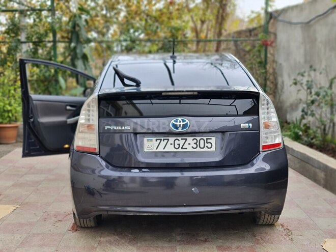 Toyota Prius 2011, 262,000 km - 1.8 l - Bakı