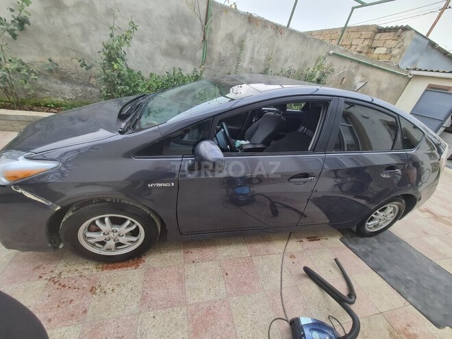 Toyota Prius 2011, 262,000 km - 1.8 l - Bakı