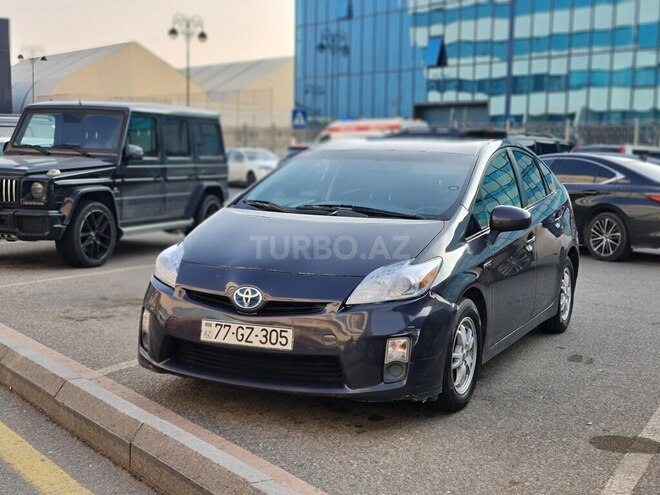 Toyota Prius 2011, 262,000 km - 1.8 l - Bakı