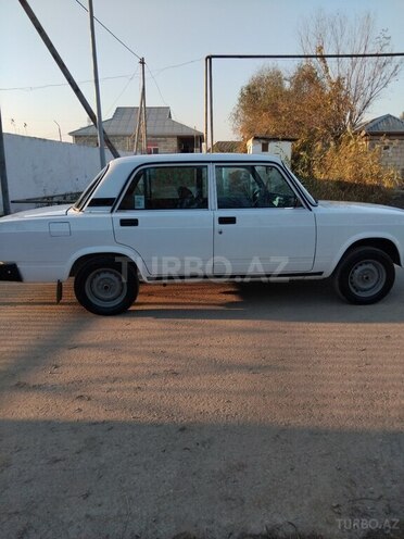 LADA (VAZ) 2107 2010, 83,200 km - 1.6 л - Naftalan
