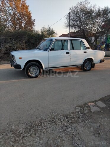 LADA (VAZ) 2107 2010, 83,200 km - 1.6 л - Naftalan