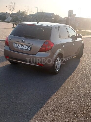 Kia Ceed 2007, 297,403 km - 1.4 л - Saatlı