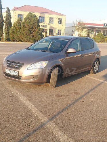 Kia Ceed 2007, 297,403 km - 1.4 л - Saatlı