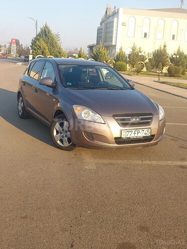 Kia Ceed 2007, 297,403 km - 1.4 л - Saatlı