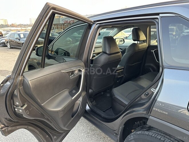 Toyota RAV4 2022, 28,000 km - 2.5 l - Bakı