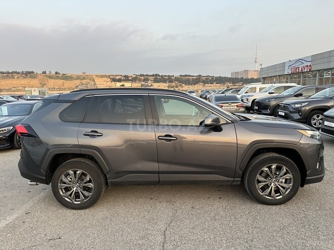 Toyota RAV4 2022, 28,000 km - 2.5 l - Bakı