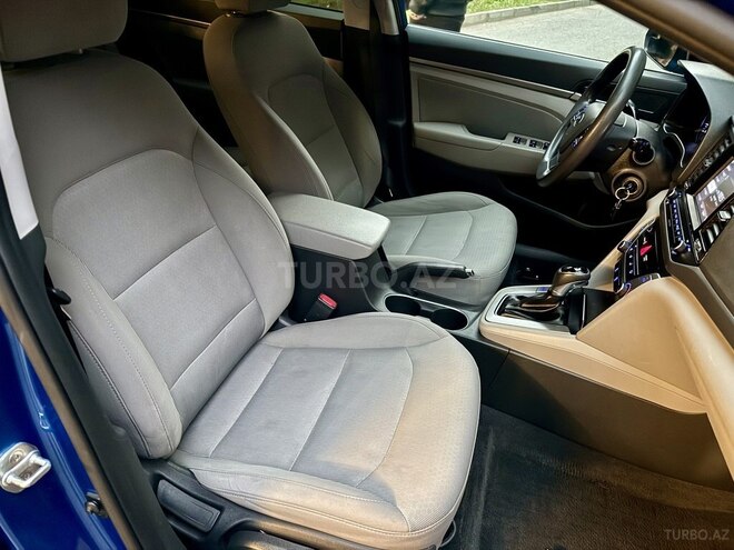 Hyundai Elantra 2017, 257,000 km - 2.0 л - Bakı
