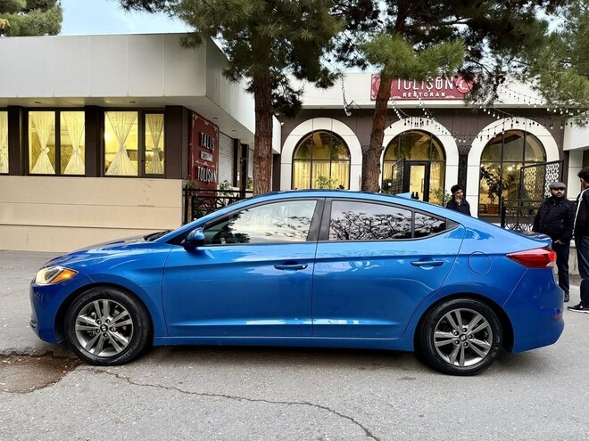 Hyundai Elantra 2017, 257,000 km - 2.0 л - Bakı