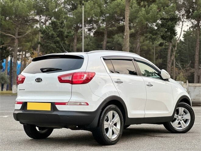 Kia Sportage 2011, 170,000 km - 2.0 l - Bakı