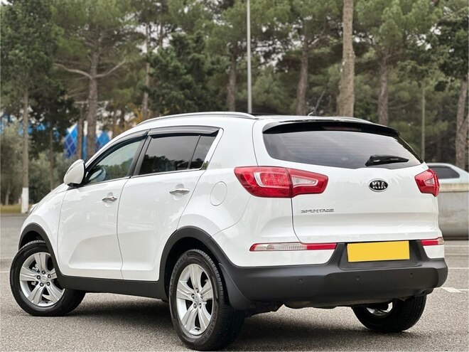 Kia Sportage 2011, 170,000 km - 2.0 l - Bakı