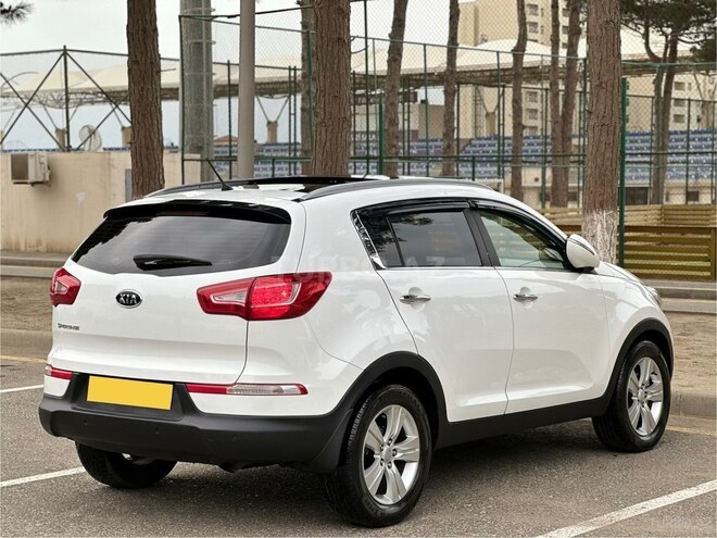 Kia Sportage 2011, 170,000 km - 2.0 l - Bakı
