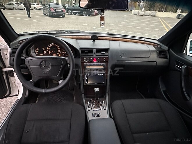 Mercedes C 240 1998, 252,000 km - 2.4 l - Bakı