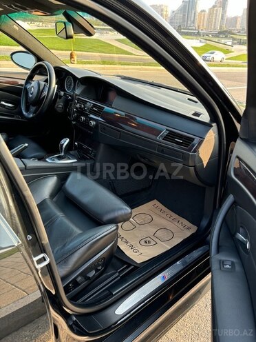 BMW 530 2009, 320,000 km - 3.0 л - Bakı