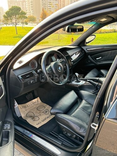 BMW 530 2009, 320,000 km - 3.0 л - Bakı