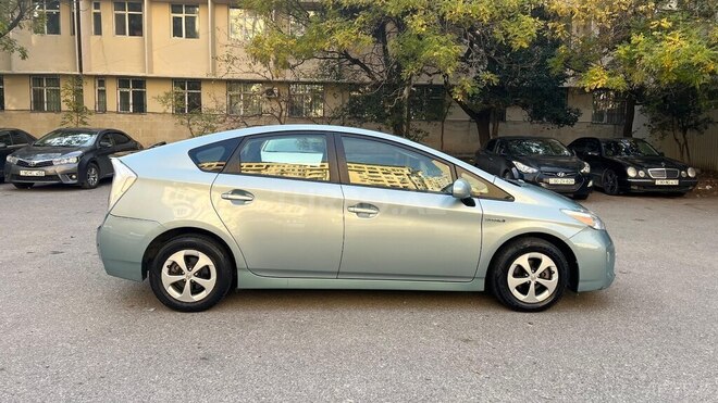 Toyota Prius 2014, 160,000 km - 1.8 l - Bakı