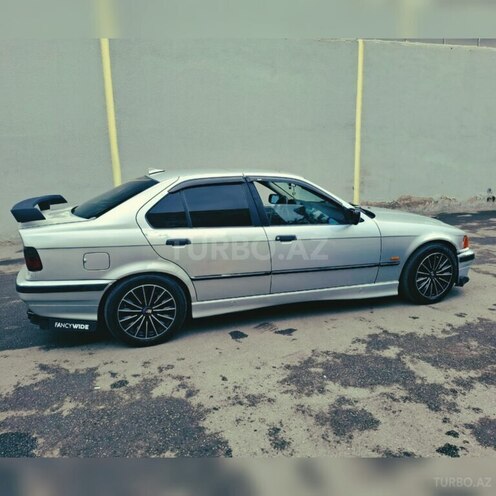 BMW 320 1997, 210,000 km - 2.0 л - Bakı